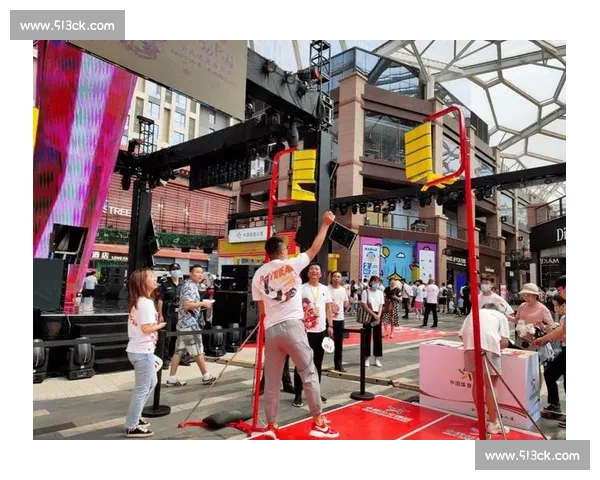 上海体彩快闪燃动全民健身日 七大体验区活力舞动见证美好