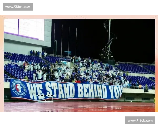 申花后卫金顺凯婚讯官宣 8 月 8 日领证婚纱照花絮甜度拉满