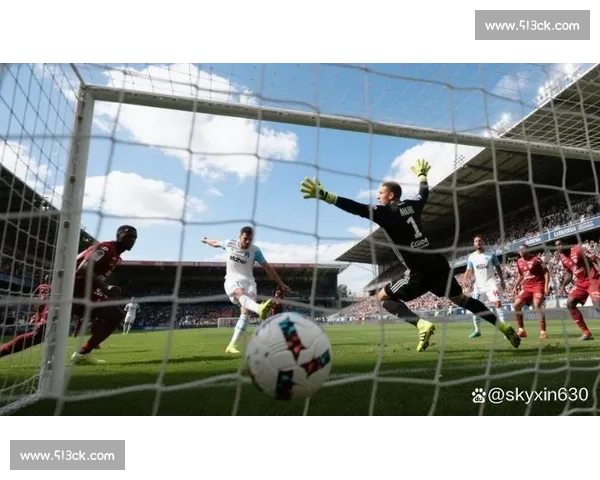 法甲联赛新赛季展望:豪门争锋与新兴球队崛起的精彩对决 法甲联赛新赛季展望:豪门争锋与新兴球队崛起的精彩对决